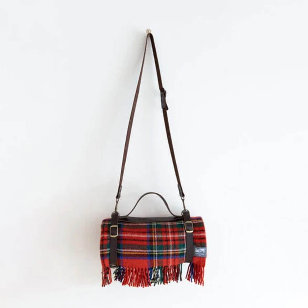 Traditional Picnic Rug - Tartan